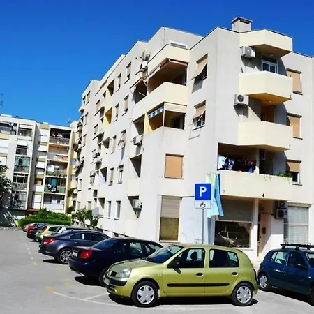 דירה Sunny Near The Centar, Free Parking *