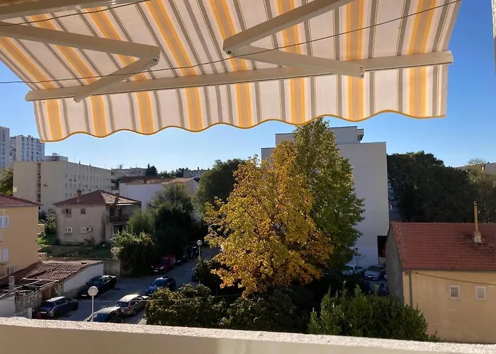 Sunny Near The Centar, Free Parking * ספליט