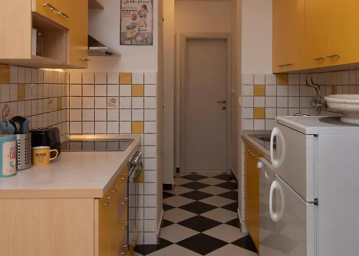 דירה Sunny Near The Centar, Free Parking