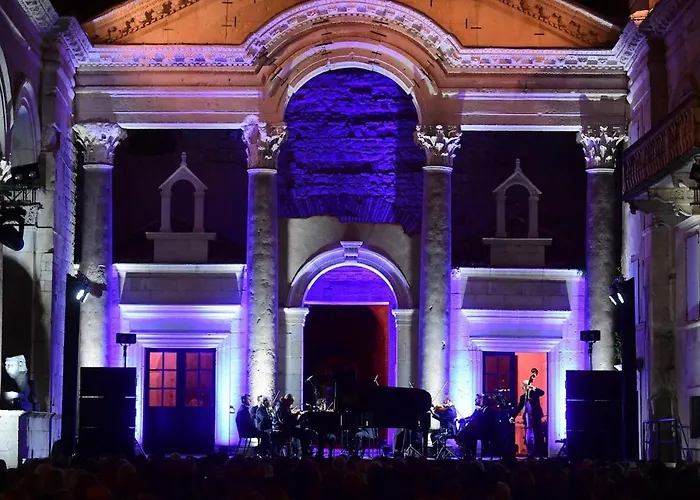 Sunny Near The Centar, Free Parking ספליט