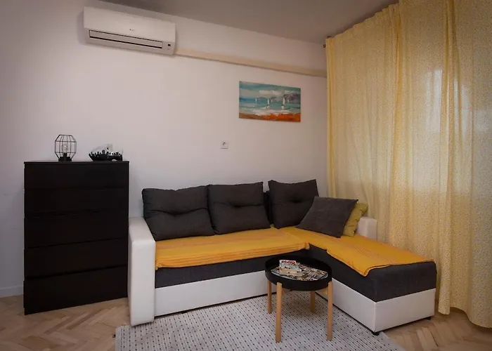 Sunny Near The Centar, Free Parking